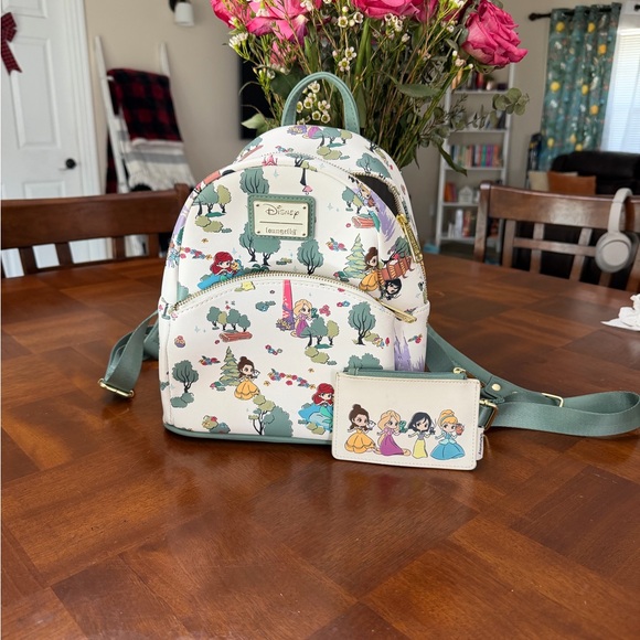 Disney Princess Loungefly backpack with matching wallet - Picture 1 of 1